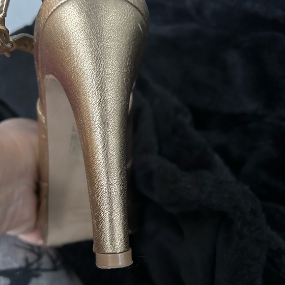 Pedro Miralles gold heels - Picture 5 of 16
